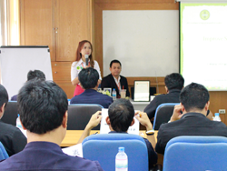 กล่าวต้อนรับพร้อมแนะนำกิจกรรมการฝึกอบรม