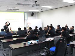 เทคนิคการขับรถเชิงป้องกันอุบัติเหตุ Defensive Driving technique โดยอาจารย์อภิรัติ  คำสายพรม
