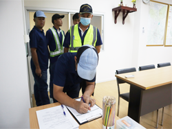 ลงทะเบียนรับเอกสารประกอบการฝึกอบรม