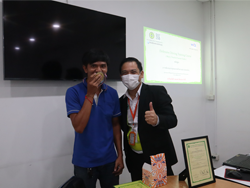 ให้รางวัลกับผู้ที่สามารถทำคะแนนได้สูงสุดในแต่ละกิจกรรม