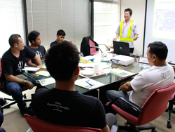 เทคนิคการตรวจสอบ และบำรุงรักษารถยนต์เบื้องต้น Pre-Trip Inspection and Basic Maintenance