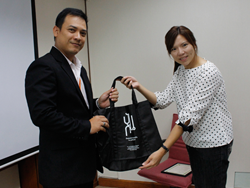 ขอขอบคุณสำหรับของที่ระลึก